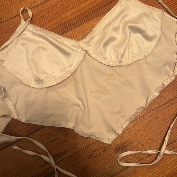 Vintage Satin Cream White Corset Style Open Back Top - Picture 5 of 6